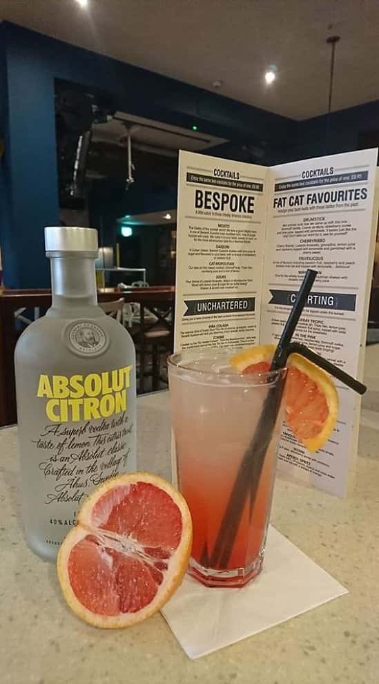 Sweeten up your day with our cocktail of the week... Grapefruit Collins