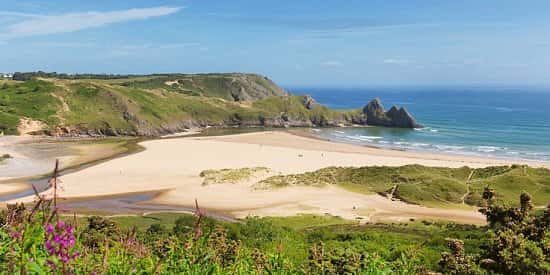 WALES: Gower Peninsula stay for 2 including breakfast - ONLY £59!