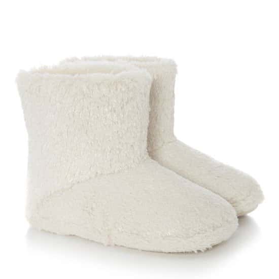 SAVE 70% on these Cream Faux Fur Sparkle Ankle Slipper Boots