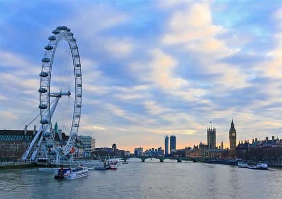 SAVE 43% on London Eye & Thames River Cruise Passes!