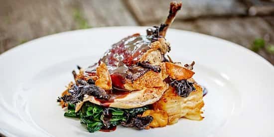 67% OFF - West London 2-course Lunch & Wine for 2 - ONLY £25!
