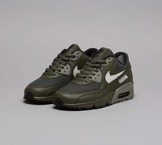 SAVE £10 on Nike Junior Air Max 90 Mesh Trainer in Khaki / Black / Anthracite!