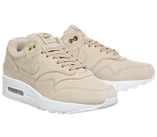 EXCLUSIVE - 35% OFF Nike Air Max 1 Trainers Bio in Beige White!
