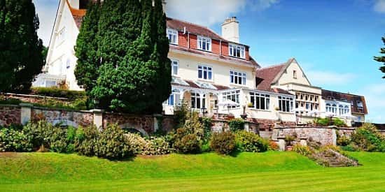 OVER 40% OFF this Somerset escape for 2 with 4-course Dinner!