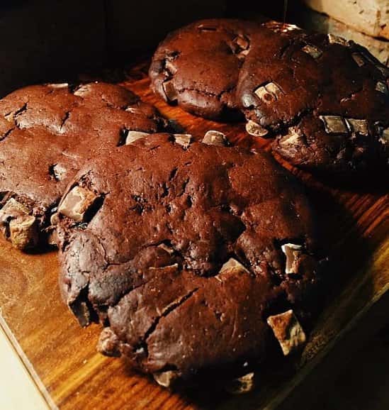 Did you know we serve Double Chocolate Vegan Cookies?!