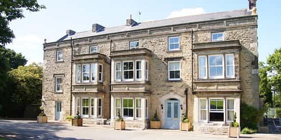 SAVE OVER 1/3 on this Yorkshire Country House Getaway for 2 with Meals!