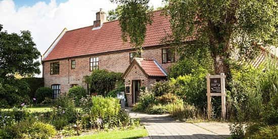 46% OFF Suffolk 2-night Country House stay for 2 with meals - ONLY £159!