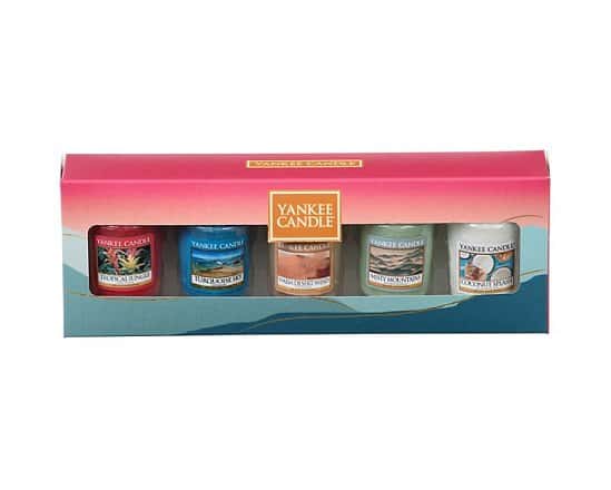SAVE 30% on Yankee Candle - 5 scented votive candle gift set!