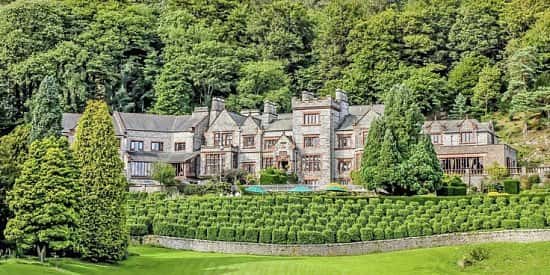 OVER 45% OFF - Lake District Spa Day with Massage or Facial & Lunch!