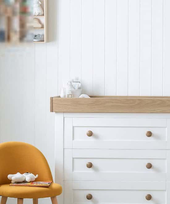 SALE - mothercare lulworth changing unit - classic white!