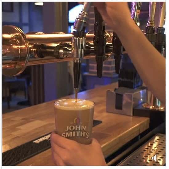 Did you know that with our Afternoon Bonanza Deal, you can get a Pint of John Smiths for £2.00!