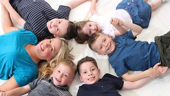 NEW DEAL - SAVE £255.00, Family Photoshoot with Complimentary Prints!