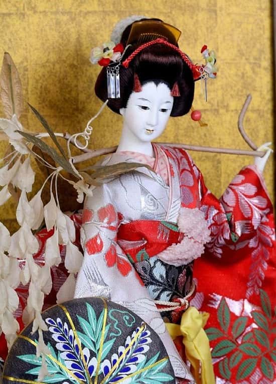Japanese Geisha in Glass Case - £250.00!