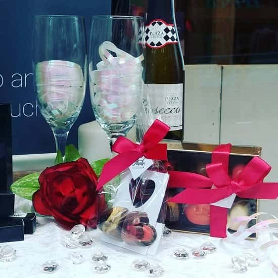 Book our HD Brow and Lash Lift treatments together and you'll also get a mini bottle of prosecco