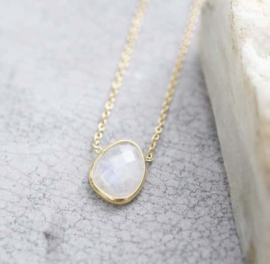 OFFER - A BEAUTIFUL STORY TENDER MOONSTONE SILVER GOLD-PLATED NECKLACE