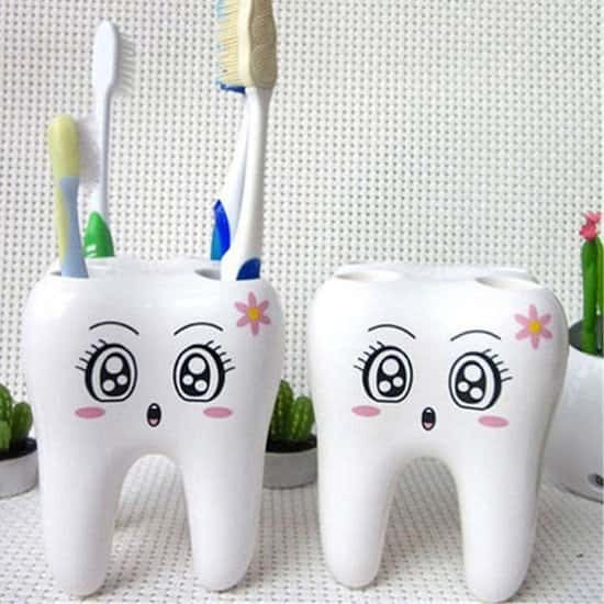 1 x Cute Tooth Smiley Face Toothbrush Holder (Toothbrushes not included) - £9.38!
