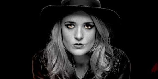 Elles Bailey: 'Rootsy Blues, Country & Soulful Rock'