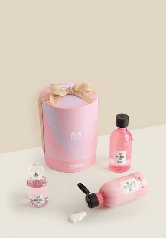 White musk clearance big gift box