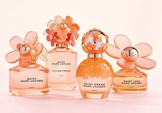 FREE Marc Jacobs Daisy Daze Pouch when you buy any Marc Jacobs Daisy Daze Fragrance!