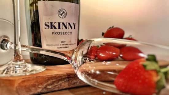 What could be more romantic than Prosecco & Strawberries this Valentine's?