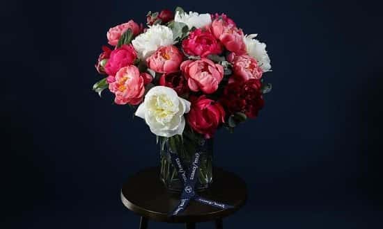 Mother's Day Gift Ideas - The gift of flowers with a beautiful 3-month floral subscription!
