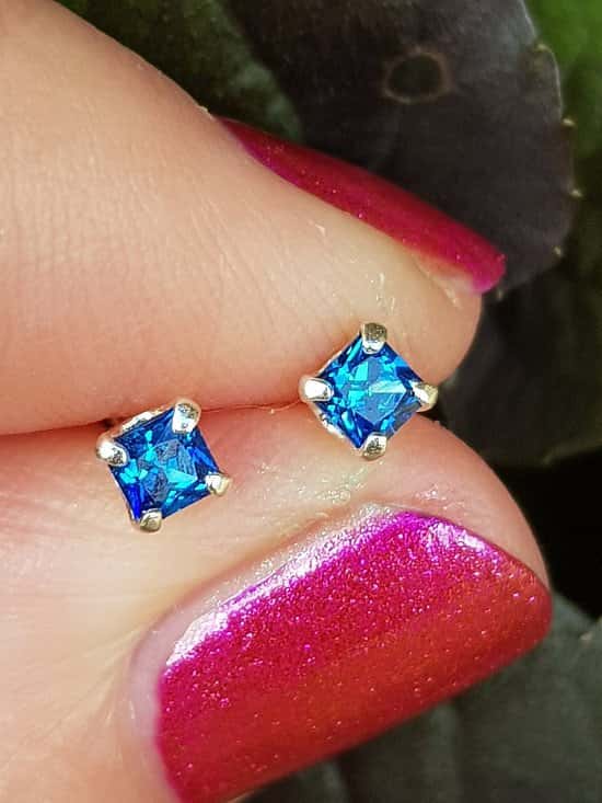 Silver, cubic zirconia medium sapphire stud earrings - 3mm - 0.35g - Only £6.25 Free UK delivery