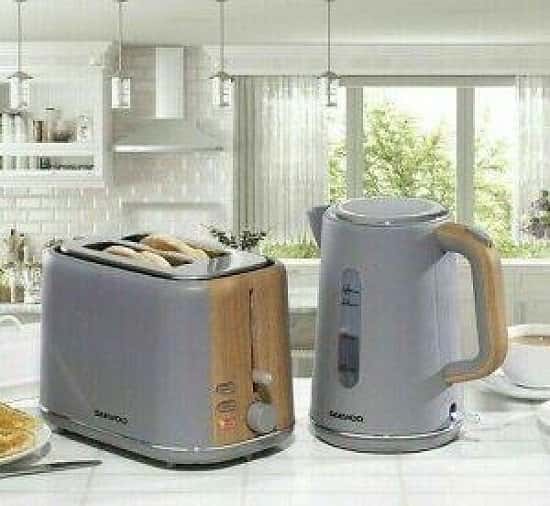 Daewoo Stockholm 2 Slice Toaster & Cordless Kettle Set Matte Grey & Wood