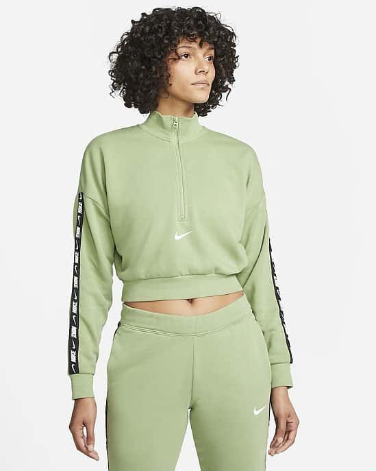 29% OFF - Nike Sportswear Essential!