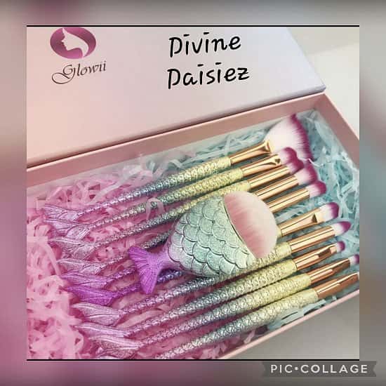 Glowii 11pcs Shimmer Mermaid FishTail Eye Makeup Brush Set + Gift Box