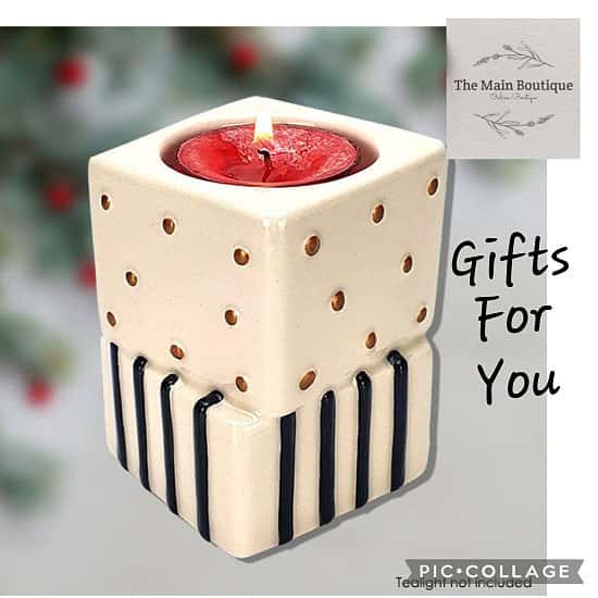 This cutie is in stock1 X OFFICIAL YANKEE JACKSON FROST CERAMIC TEALIGHT CANDLE HOLDER