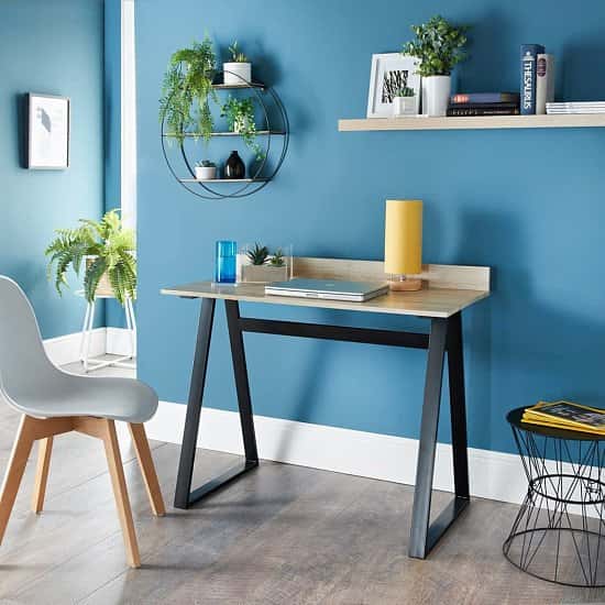 B&m top computer desk