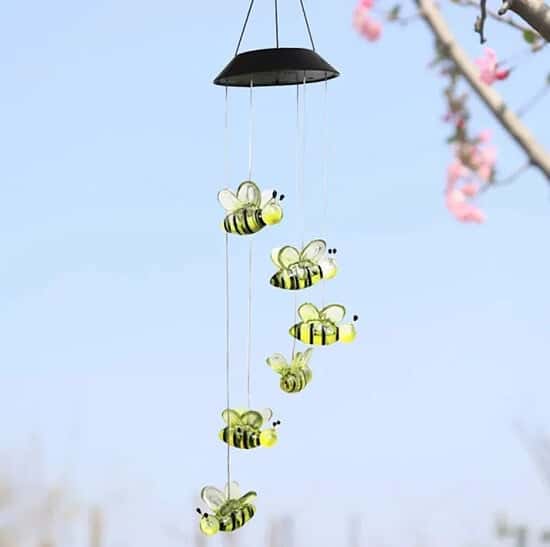 https://bit.ly/3Wcir6w    WIND CHIME    "BEE"    SOLAR POWERED    * Light time ~ 6 / 8 hours    * Lu
