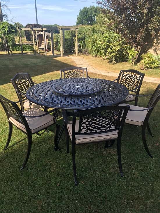 The Harewood Cast Aluminium 6 seat table & chairs