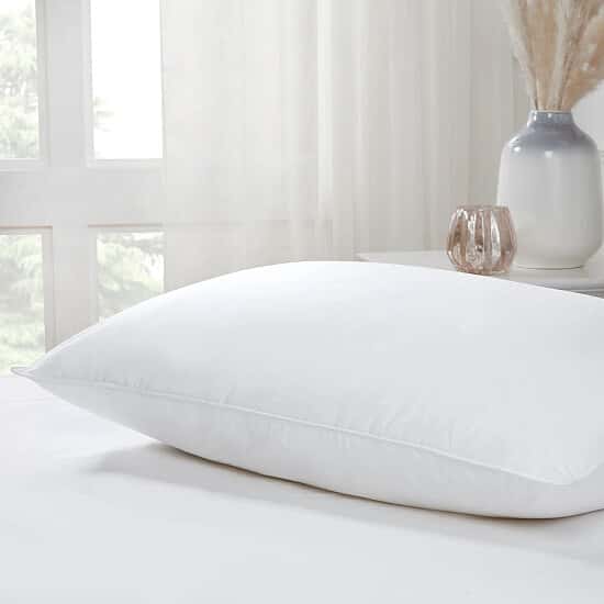 Discover Unmatched Comfort: Up to 60% Off Duvets & Pillows!