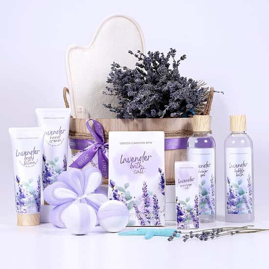 Indulge in Relaxation: Save 23% on Lavender Spa Gift Set!