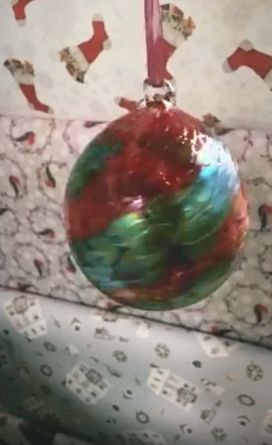 Red and Green Festive Glass Baubles - Hurry, they're nearly gone!