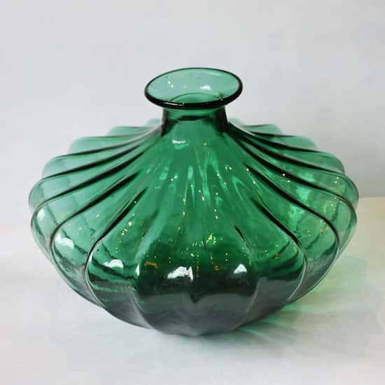 We offer a wide range of stunning homeware including this enchanting Vintage Glass Vase!