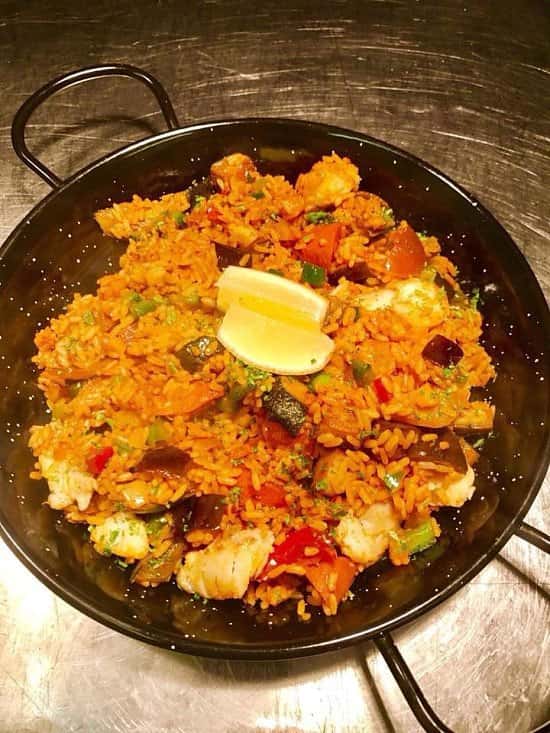 It’s that time of the week again! - Paella for 2 plus a bottle of wine for Only - £19.95