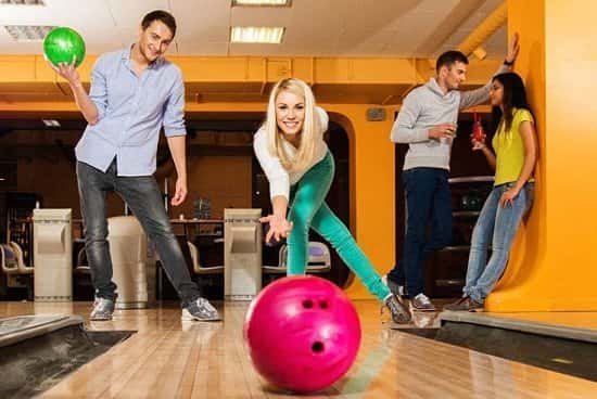 Book Valentines Bowling Now with 2 games each and a Large Nachos to share for £12 per couple!