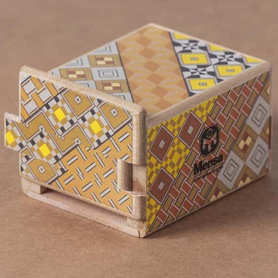 CLEARANCE - MENSA JAPANESE PUZZLE BOX: SAVE £3.60!