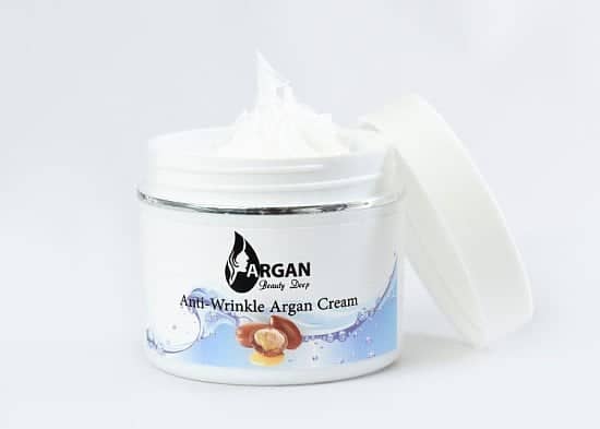 Argan Oil Anti-Wrinkle Moisturising Cream 60ml, for day and night use. Suitable for all skin types.