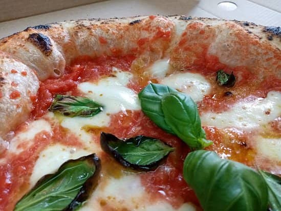 Win 2 £50 voucher for FREE pizza delivry