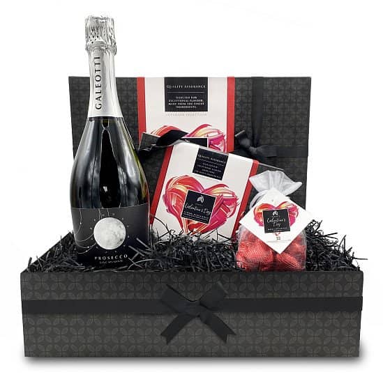 NEW - Valentine's Day Chocolate and Prosecco Hamper: £38.30!