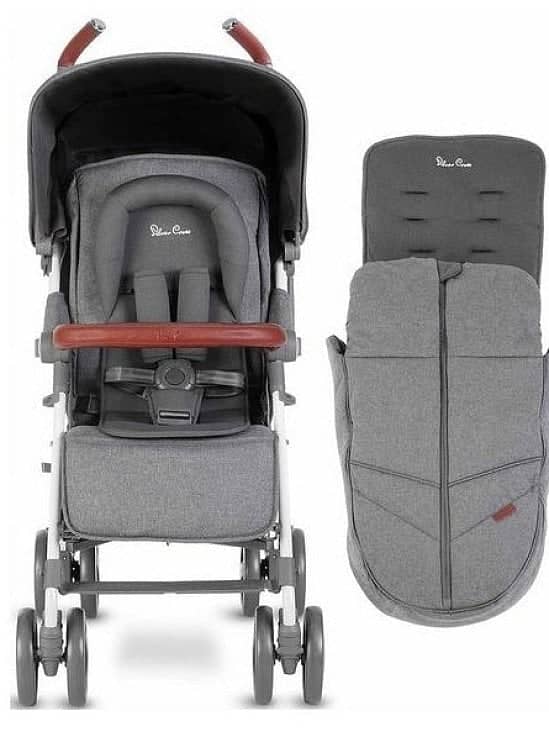Who wants to win this Silvercross Pushchair.  Brand new delivered to your door!