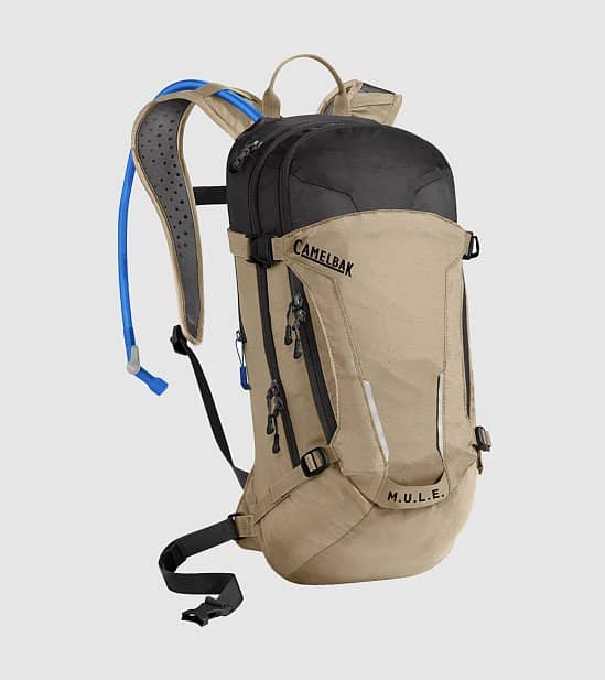 10% OFF - Camelbak Mule Hydration Pack 2020: 3l/ 100oz KELP/BLACK 3l/100oz!