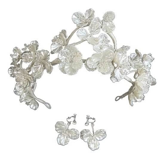 New White Handmade Flower Headband Earrings Set Bride's Tiara Wedding Tiara