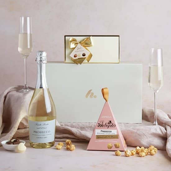 mother's day prosecco & treats hamper £40.00!