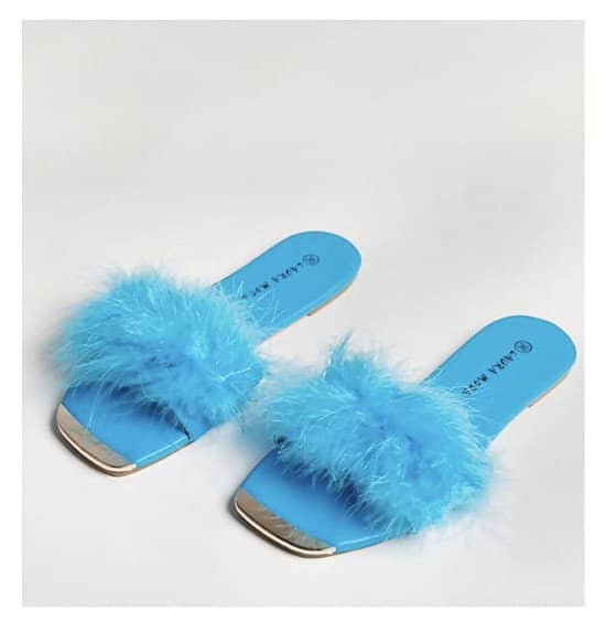 FLUFFY FUR SLIDERS