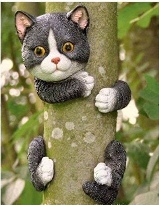 Cat Garden Animal Tree Peeker Novelty Garden Ornaments Garden