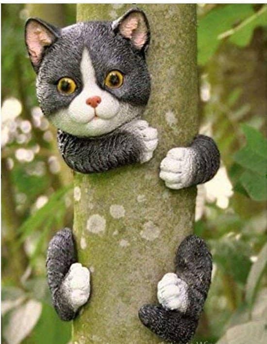 Cat Garden Animal Tree Peeker Novelty Garden Ornaments Garden